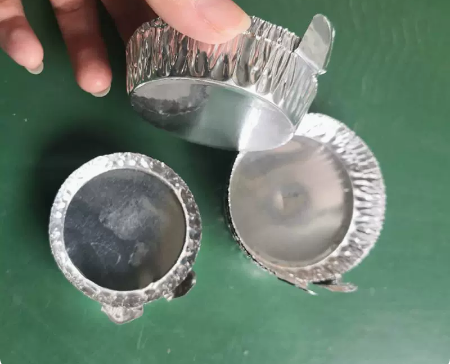 带手柄铝箔皿